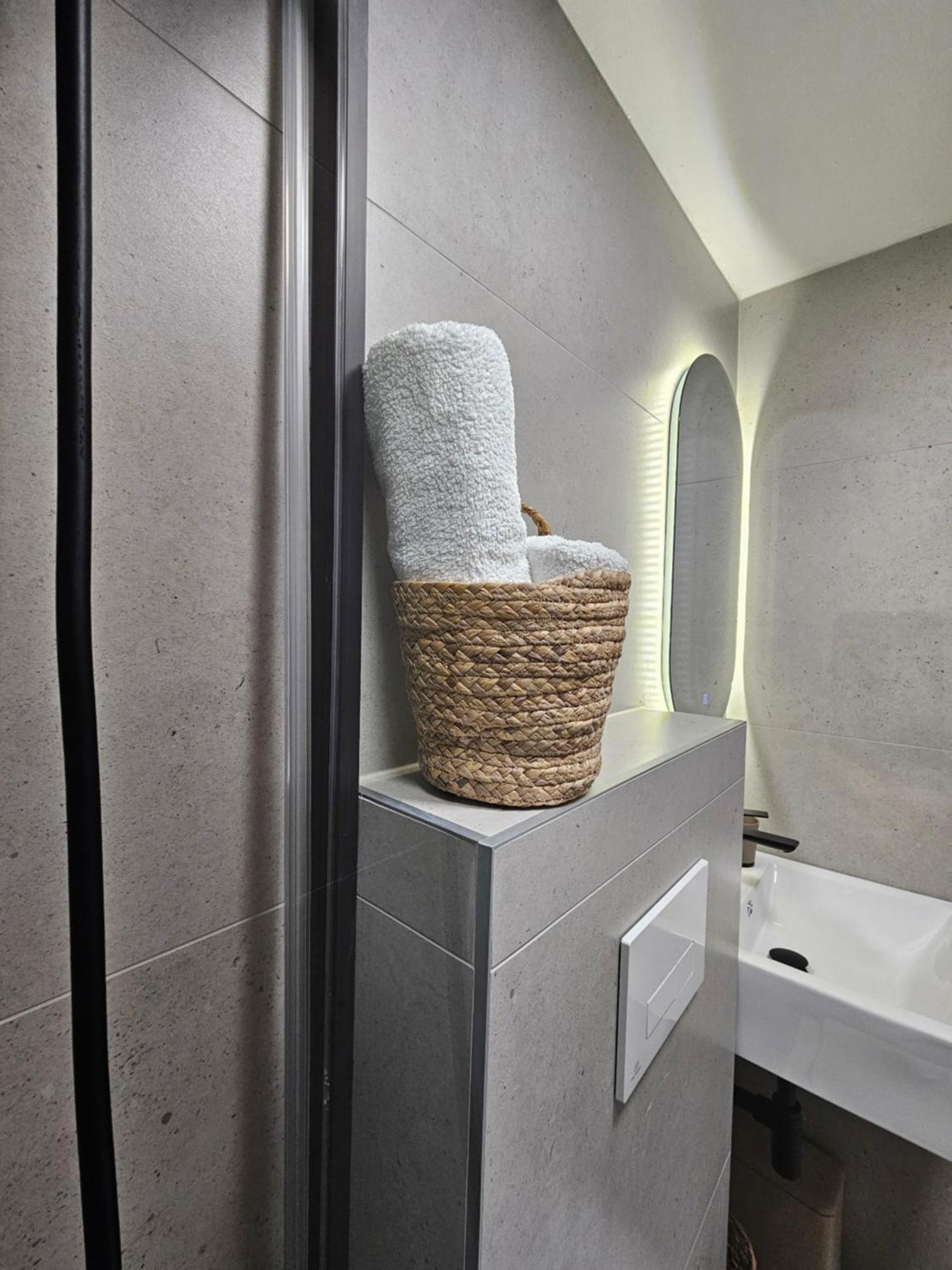 Lendas Studio Apartment Baška Voda Esterno foto