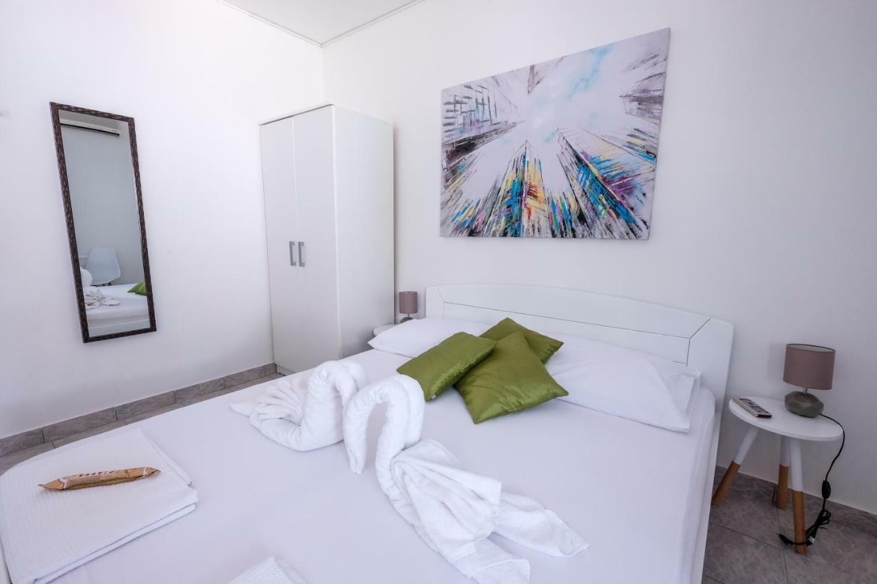 Lendas Studio Apartment Baška Voda Esterno foto