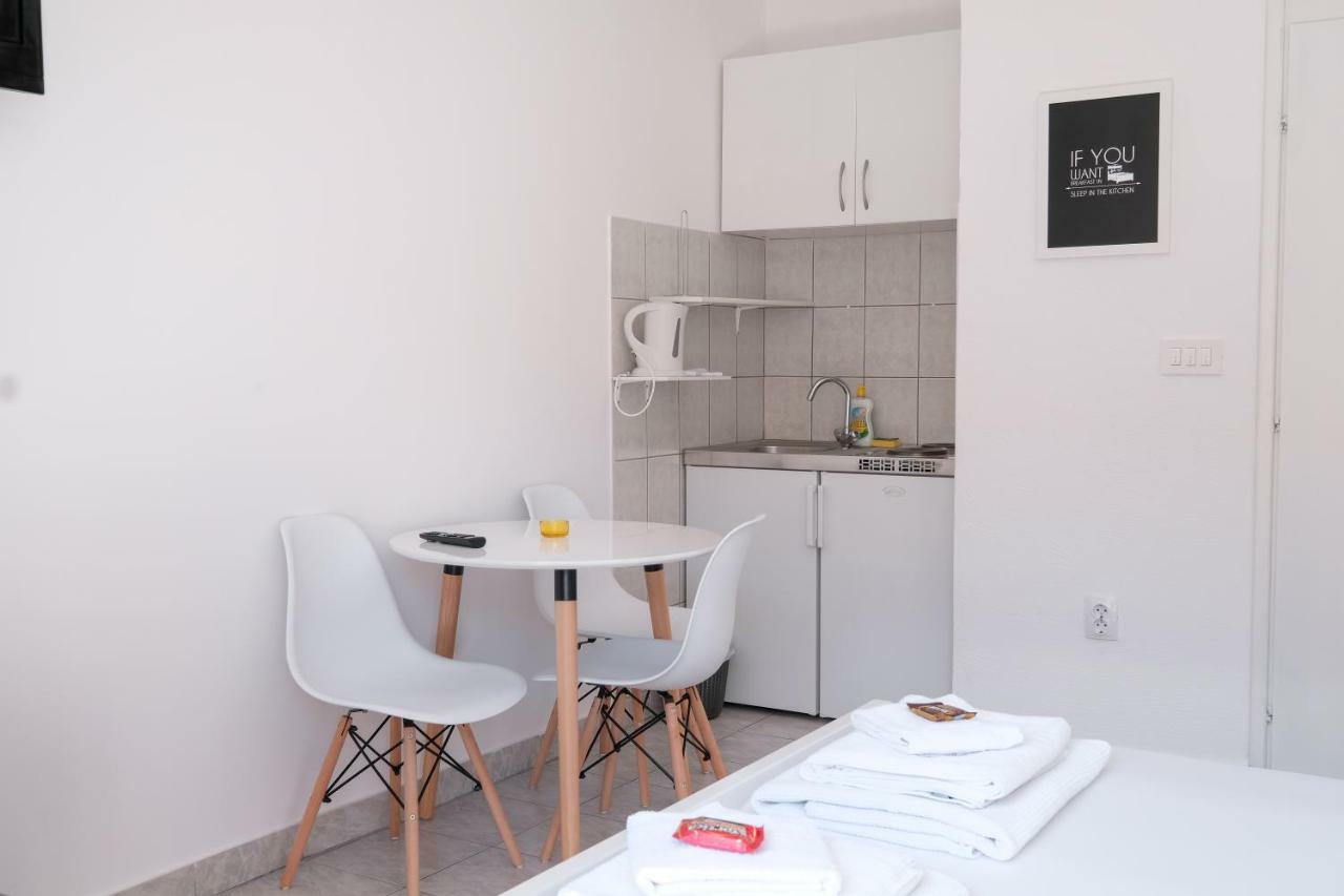 Lendas Studio Apartment Baška Voda Esterno foto