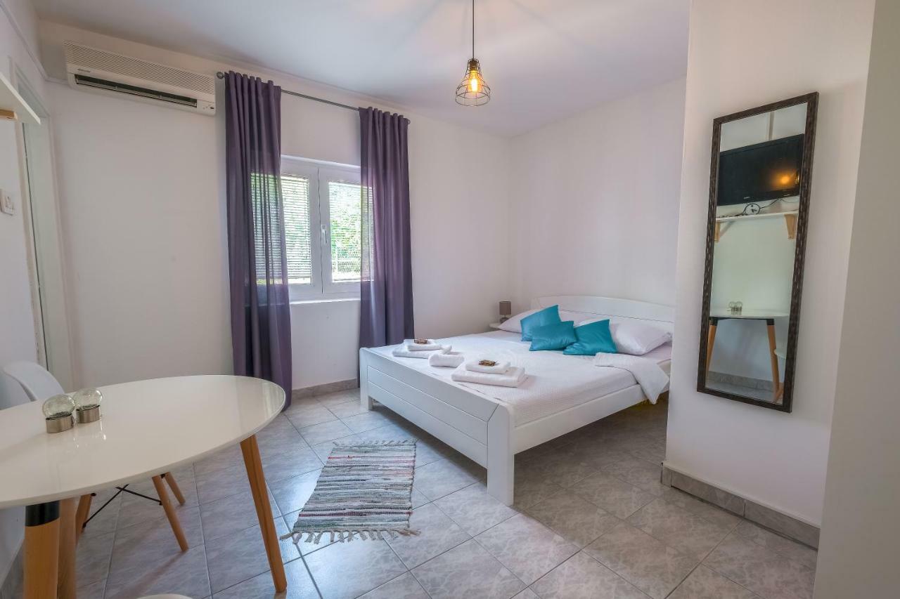 Lendas Studio Apartment Baška Voda Esterno foto